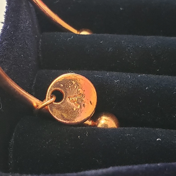 Rose gold tone Bracelets,  one is feather and one is Love knot - Picture 10 of 10